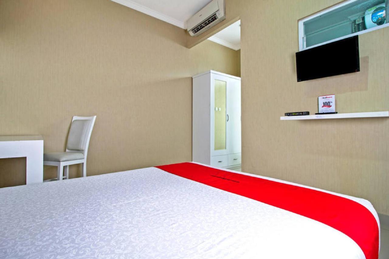 Reddoorz @ Pulomas Hotel Jakarta Exterior foto